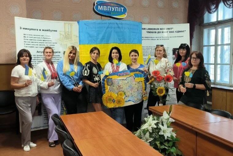 Вітаємо з Днем Незалежності нашої Держави!